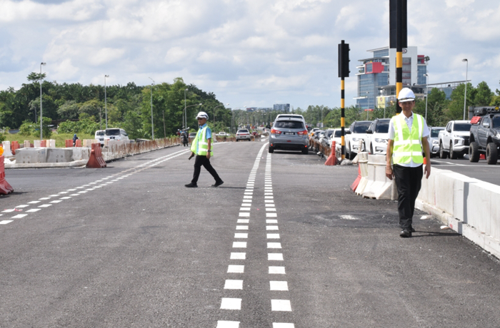 Sarawakian-made SE Asia’s first Transit Signal Priority system now operational along Kch-Samarahan Expressway