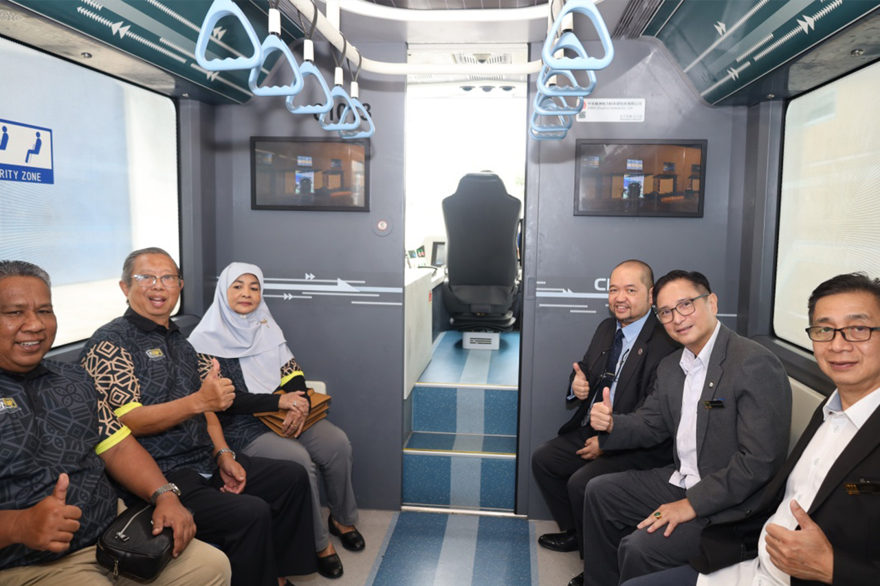 Perak delegation visits Kuching ART facility to study innovative public transport