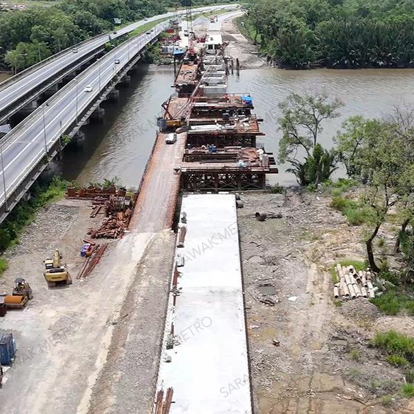 Construction of the dedicated bridge exclusively for our ART lane is progressing well, with three river piers already completed.  This bridge is the first and currently the only bridge for the ART lane, serving as a vital link connecting the stations in Kota Samarahan to the stations in Kuching city.