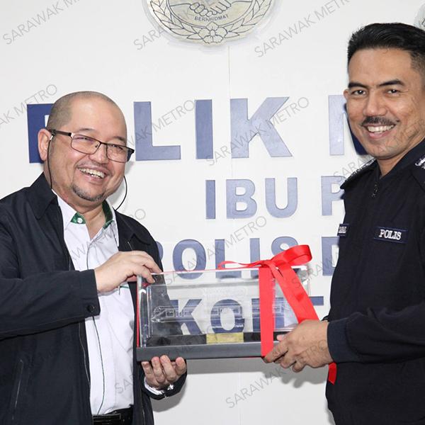 Our outmost appreciation goes out to Sarawak Police Commissioner Datuk Mohamad Zainal Haji Abdullah and his team from Royal Malaysia Police (PDRM) Sarawak Contingent for giving us the opportunity to brief him on our KUTS project.  We also greatly appreciate the valuable feedback and suggestions from the Police Commissioner and his team and look forward to continuing the strong collaboration with PDRM, for the successful completion of the KUTS project.