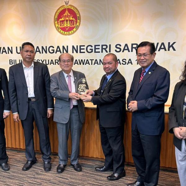 Sarawak Metro being part of the delegation from Ministry of Transport Sarawak to brief on the Kuching Urban Transportation System (KUTS) Project to the Honourable Datuk Amar Douglas Uggah Embas, Deputy Premier of Sarawak, who is also Second Minister for F