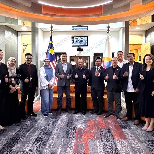 Sarawak Metro is honoured to be the first organisation in Malaysia’s public transport industry to secure the Future Railway Mobile Communication System (FRMCS) frequency spectrum from the Malaysian Communications and Multimedia Commission (MCMC). While private frequency allocations are not new, this marks the first time FRMCS — a next-generation global railway communication standard — is being implemented for a public transport system in the country. This milestone further strengthens our commitment to adopting future-ready technologies, ensuring a safer, more reliable, and high-capacity communications system for our Autonomous Rapid Transit (ART) operations.