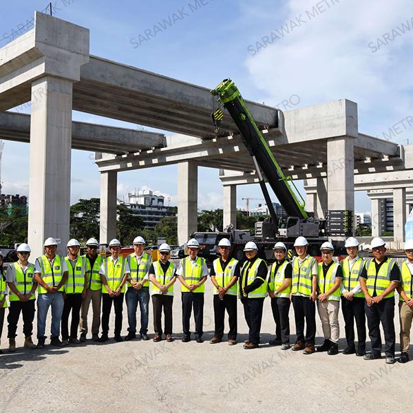 Sarwak Metro are honoured to receive a visit by The Honourable Dato Sri Lee Kim Shin, Minister for Transport Sarawak, as he inspected the construction of our ART Interchange Station (SR 10) at the Simpang Tiga area.  Together with our KUTS Project’s Red Line package contractor, we had the opportunity to brief the Minister on the latest construction progress of the interchange station as well as on the overall development status of the 12.3km Red Line package.