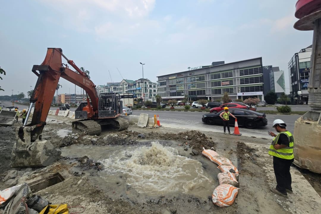 Water supply disruption expected in several Kuching areas after pipeline bursts